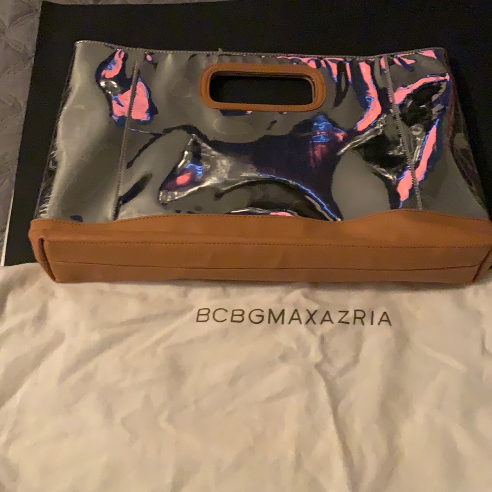 BCBGMAXAZRIA